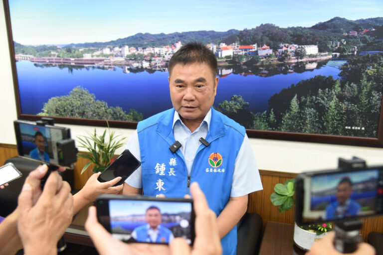 苗栗齊廷洹演講受辱不悅事件 鍾東錦率教育處幹部道歉 盼未來繼續合作
